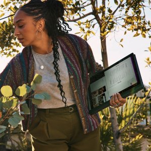 Laptop HP Laptop 2w1 HP Envy x360 15-fh0002nw / 9R847EA / AMD Ryzen 7 / 16GB / SSD 1TB / AMD Radeon / FHD / Dotyk / Win 11 10