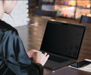 Filtr Kensington prywatyzujący, zaciemniający z 2 boków, zdejmowany, do laptopów 14", 16:10 2