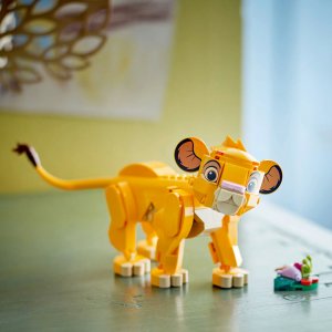 LEGO Disney Król Lew — lwiątko Simba (43243) 6