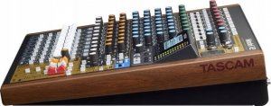 Tascam Tascam Model 12 12 kan. 20 - 20000 Hz Czarny, Drewno 5