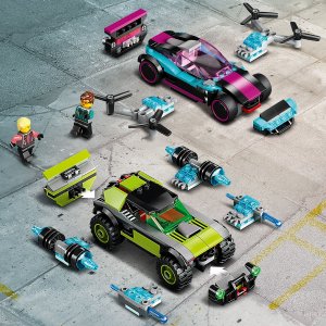 LEGO City Podrasowane samochody wyścigowe (60396) 9