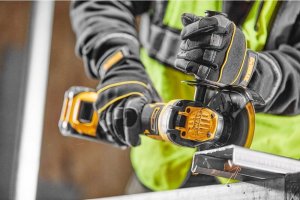 Szlifierka Dewalt Szlifierka kątowa 18V bez aku/ład DCG409VSNT 4