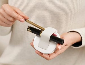 Lusterko kosmetyczne Joseph & Joseph 2-in-1 compact magnifying mirror Viva ™ Josephjoseph® Lommespejl 6