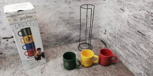 Harry Potter - Zestaw kubków ceramicznych ze stojakiem 300 ml 4 szt. Hogwart Houses 3