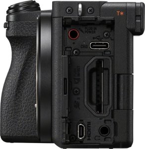 Aparat Sony A6700 + E 16-50mm f/3.5-5.6 OSS (ILCE6700LB.CEC) 9