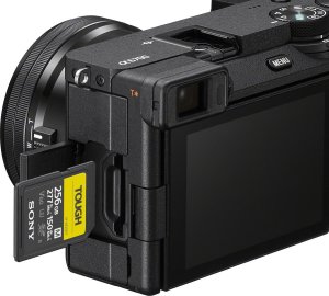 Aparat Sony A6700 + E 16-50mm f/3.5-5.6 OSS (ILCE6700LB.CEC) 4