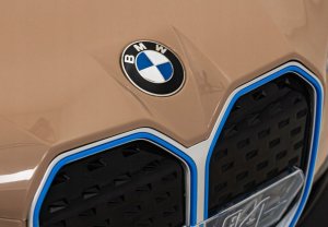 BMW Autko i4 na akumulator dla dzieci Złoty + Wolny Start + EVA + Audio LED + Pilot 20