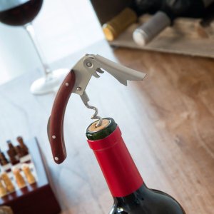 InnovaGoods Zestaw akcesoriów do wina i szachy InnovaGoods (37 części) 10