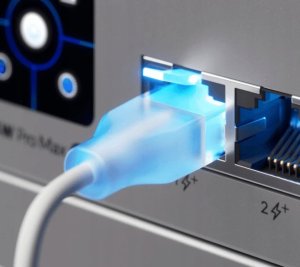 Ubiquiti UACC-Cable-Patch-EL-0.15M-W-24 kabel sieciowy Półprzezroczysty, Biały 0,15 m kat.6 6