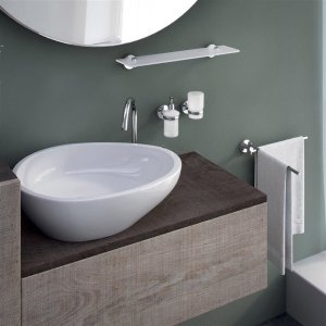 Sourcing GLASS BATHROOM SHELF PARAMEDICS FE19/55 3