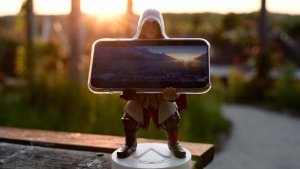 Cable Guys Exquisite Gaming stojak na smartfon / kontroler Cable Guys Assassin's creed Ezio (20 cm) 13