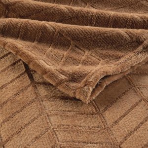 Douceur d`Interieur Narzuta z tłoczonym wzorem ARYA, 180 x 220 cm 2