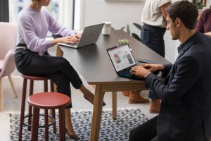 Laptop HP HP EliteBook 835 G11 AMD Ryzen™ 5 8540U Laptop 33,8 cm (13.3") WUXGA 16 GB LPDDR5x-SDRAM 512 GB SSD Wi-Fi 6E (802.11ax) Windows 11 Pro Srebrny 10