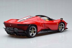 Bburago Ferrari Daytona SP3 Red 1:18 BBURAGO 4