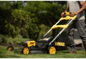 Kosiarka akumulatorowa Dewalt DCMWSP550N-XJ 20