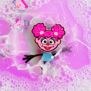 Glo Pals Glo Pals, Postać do kąpieli Abby - zestaw z dwiema kostkami sensorycznymi świecącymi w wodzie 2
