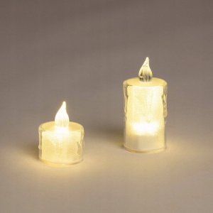 Christmas Gifts ŚWIECA DEKORACYJNA 3,5x8CM ZDOBIONA LED 4