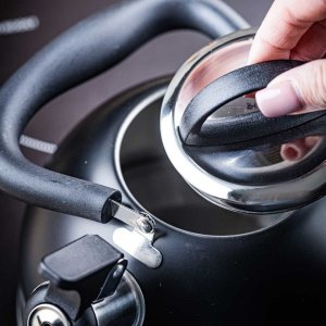 KingHoff Czajnik z gwizdkiem czarny 1.8l (KH-1858) 9