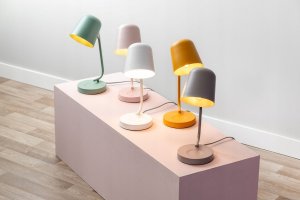 Lampka biurkowa Leitmotiv różowa 4