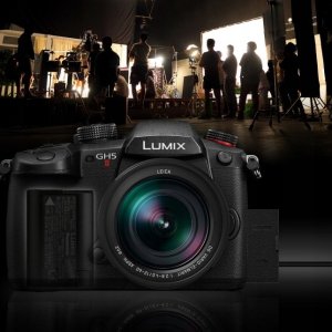 Lustrzanka Panasonic Lumix GH5M2 + FS12060 Zestaw do lustrzanki 20,33 MP Live MOS 5184 x 3888 px Czarny 3