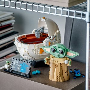 LEGO Star Wars Grogu™ w wózku (75403) 3
