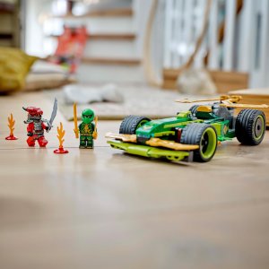 LEGO Ninjago Samochód wyścigowy Lloyda z napędem typu pull-back (71828) 3