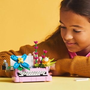 LEGO Creator Maszyna do pisania z kwiatami (31169) 4