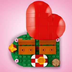 LEGO Exclusive Piknik pary jeżyków (40711) 5