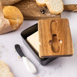 PORCELANOWA MASELNICZKA Z NOŻYKIEM POKRYWKA AKACJA KLAUSBERG KB-7784 CZARNA 11