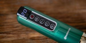 AD Accessories Masażer antycellulitowy z funkcją bańki chinskiej Humanas DermaSmooth - zielony 12
