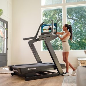 NordicTrack Bieżnia elektryczna X24 NordicTrack z wyświetlaczem 12