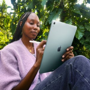 Tablet Apple iPad Air 13" 6 gen. 128 GB 5G Fioletowy (MCJ44TY/A) 4