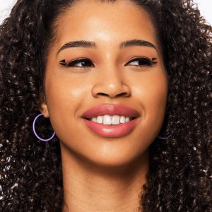 Essence Matte Comfort lipliner Konturówka do ust 8h cushion talk (12) 5