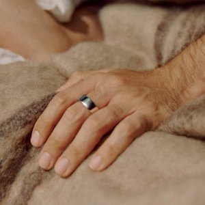 Smart Ring Oura Ring 4 r. 8 Srebrny (JZ90-54217-08) 2
