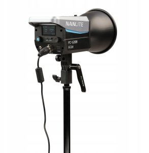 Lampa studyjna Multiblitz Nanlite FC-120B Bi-Color Leuchte 2