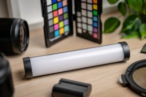 Lampa studyjna Multiblitz Lampa LED Newell RGB Kathi Nano Pro 15