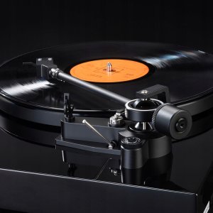 Gramofon Dual Gramofon Dual CS 618Q Black Glossy 5