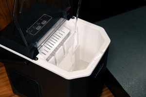 Kostkarka do lodu Lehmann Kostkarka do lodu Frosty 8