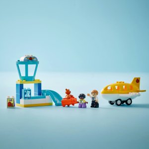LEGO Duplo Pierwszy raz na lotnisku (10443) 3