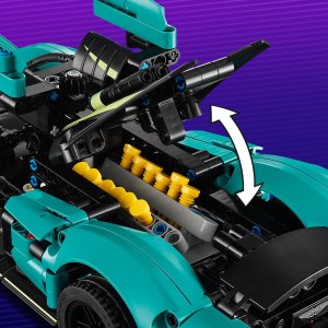 LEGO Technic Aston Martin Valkyrie (42208) 6