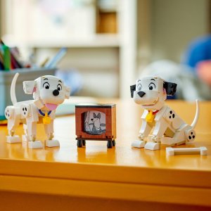 LEGO Disney 101 dalmatyńczyków — Szczeniaczki Szczęściarz i Penny (43271) 4