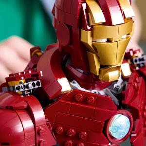 LEGO Marvel Popiersie Iron Mana MK4 (76327) 3