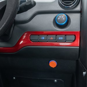 Czterokołowiec lekki, skuter elektryczny zabudowany z dachem MICRO CAR BILI BIKE SIGMA 4 LIT LiFePO4 czerwony ciemne wnętrze 12