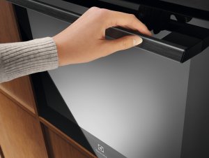 Piekarnik Electrolux LOE8P38Z 7