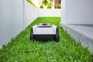 Robot koszący Ecovacs Goat O800 RTK 4