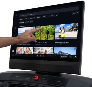 Bieżnia NordicTrack Bieżnia elektryczna Commercial 2450 NordicTrack z wyświetlaczem dotykowym 2