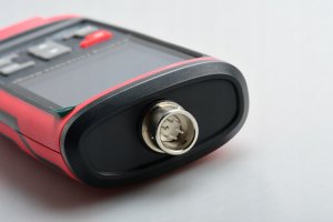 Benetech MIERNIK GRUBOŚCI POWŁOKI LAKIERU STAL ALUMINIUM SONDA PRZEWODOWA LCD USB-C 6