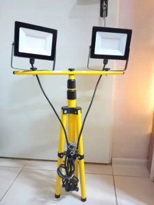 Naświetlacz LED 2x50W ze statywem budowlanym teleskopowym i przewodem – barwa biała zimna 6500K (1) 16