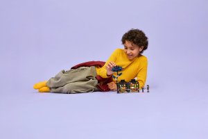 LEGO Wednesday Kwiat czarnej dalii (76784) 3