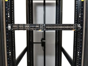 Switch HP ANW 8325H 18Y 4C BF 4FS 2-STOCK 8